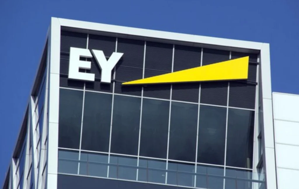 EY Hybrid Job Opportunities in Gurugram 2025 EY Internship Opportunity for BTech Graduate